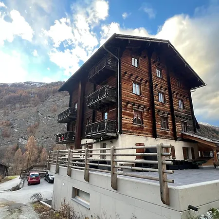 Chez Régio à La Tour, *